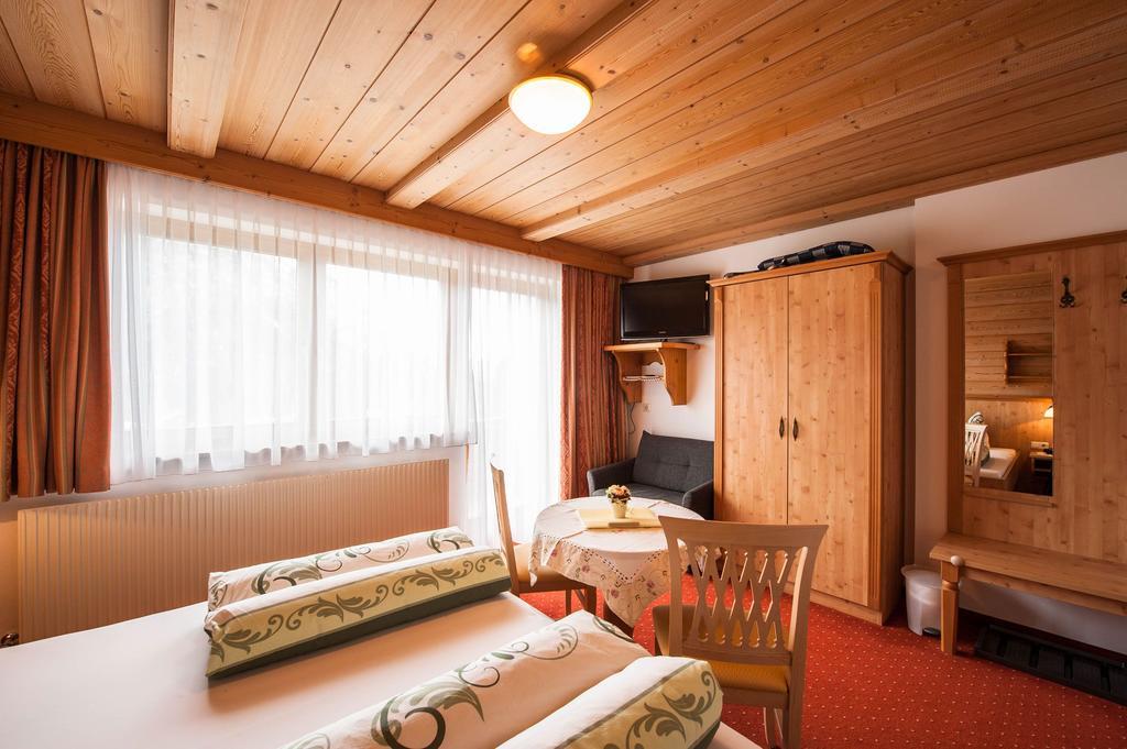 Gaestehaus Alpenblick Berwang Kültér fotó
