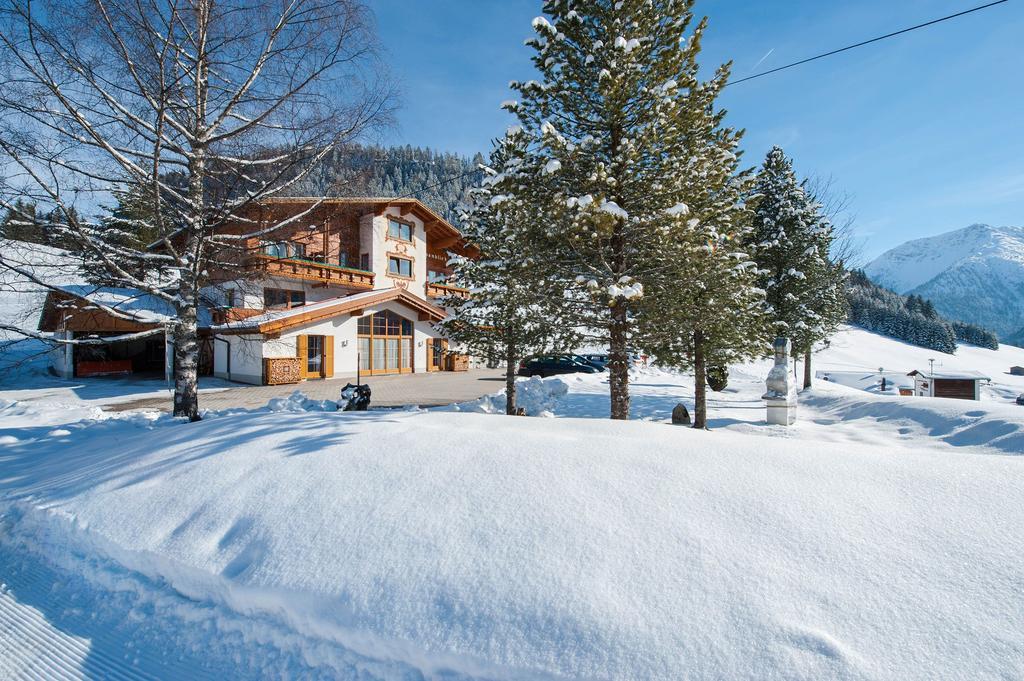 Gaestehaus Alpenblick Berwang Kültér fotó