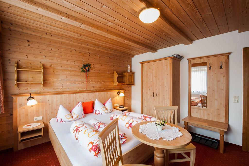 Gaestehaus Alpenblick Berwang Kültér fotó
