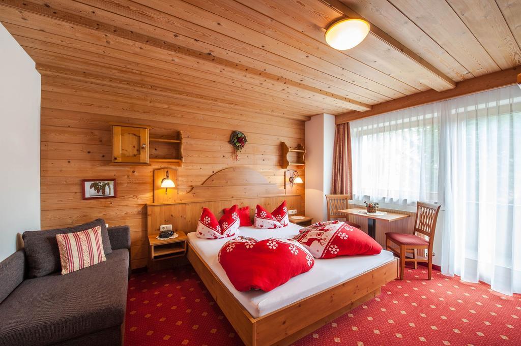 Gaestehaus Alpenblick Berwang Kültér fotó